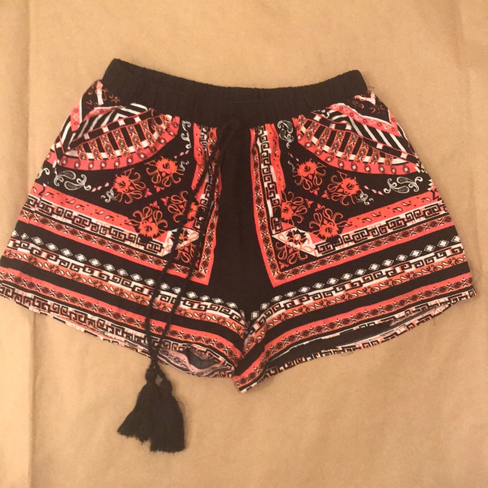 Pattern cloth shorts